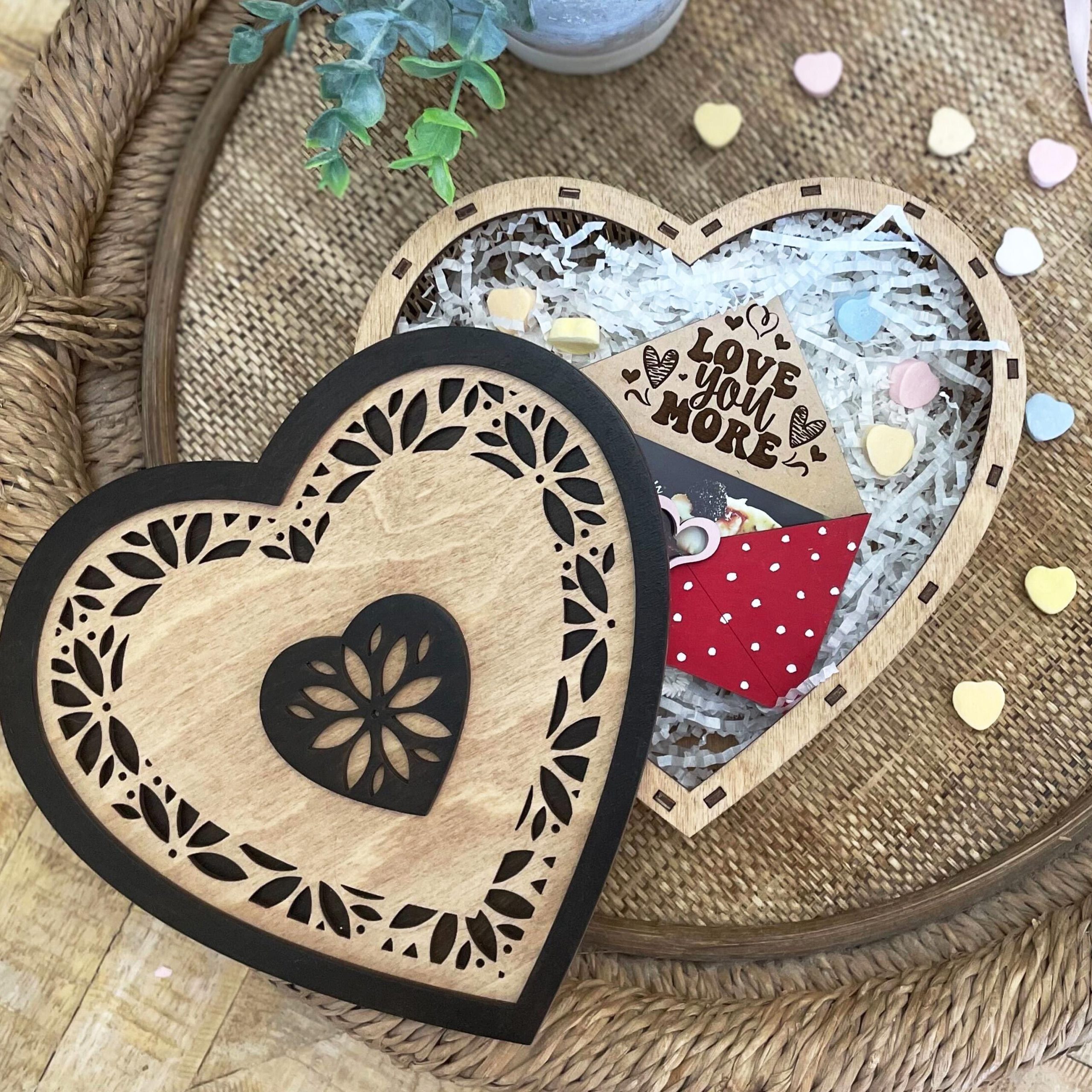 Personalized Wooden Heart Gift Box, Choose Colors & Phrase, Gift For Valentines Day for Wife, Girlfriend - Image 4