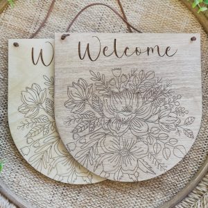 Pretty Magnolia Line Art Welcome Sign, Engraved Flower Bouquet, Floral Wood Hanging Porch, Gift for Home Housewarming Apartment